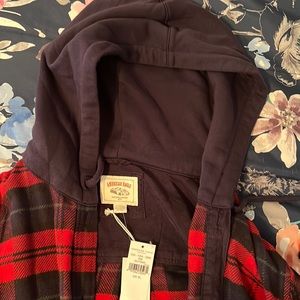 American Eagle button down